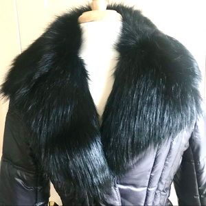 Brand New Via Spiga Puffer Jacket Faux Fur Trim